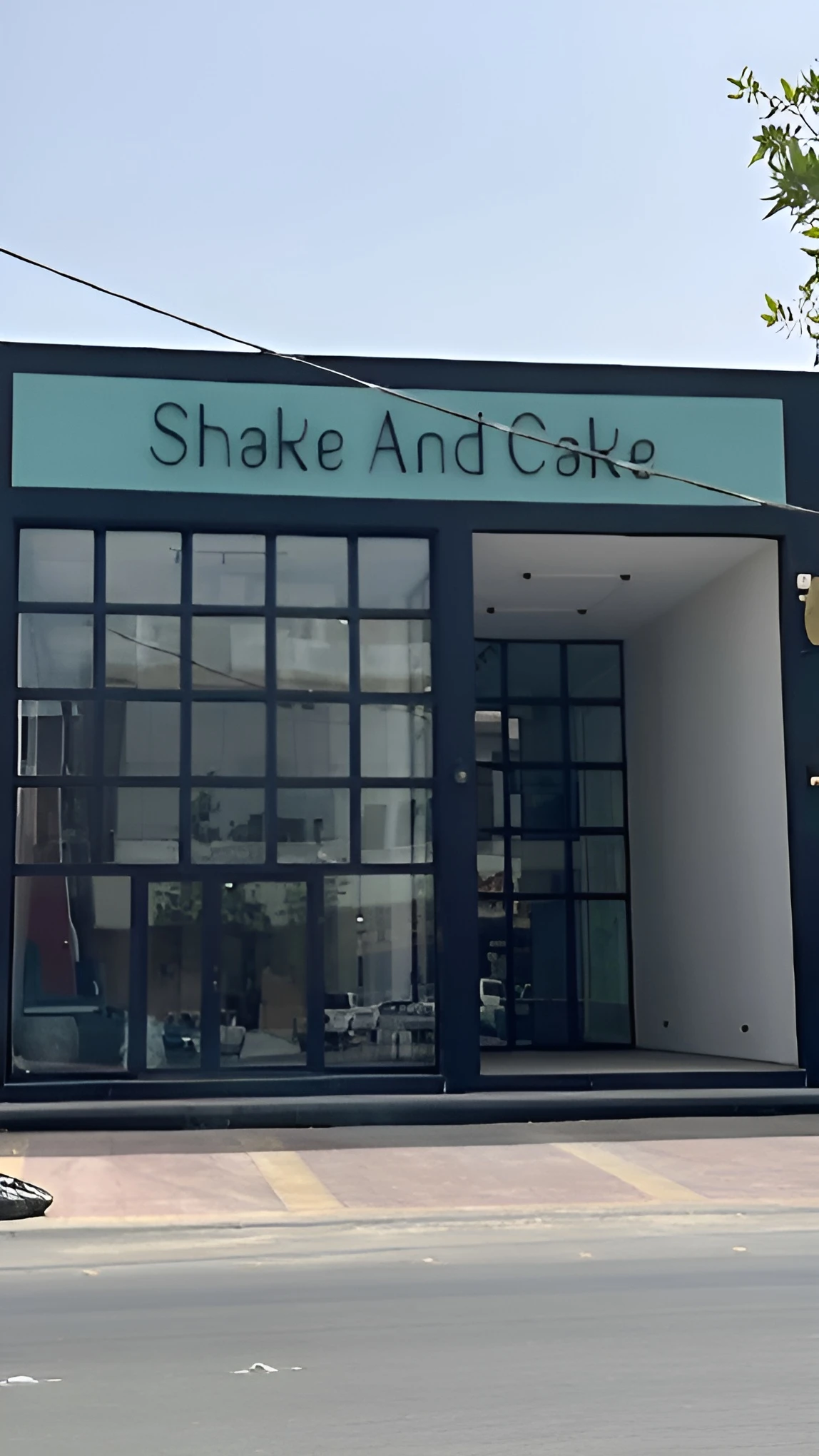 Shake & Cake Bisha