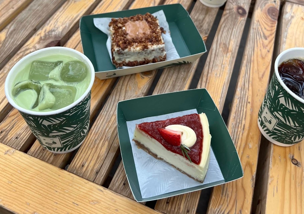Food & Drinks