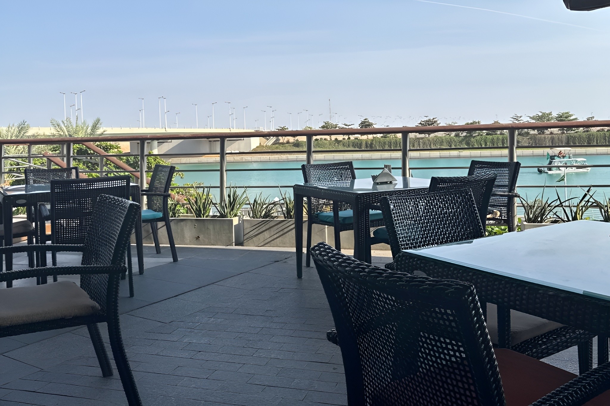 Veranda Lounge Cafe KAEC