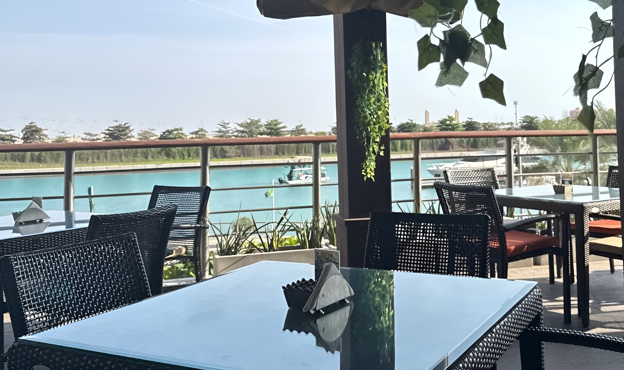 Veranda Lounge Cafe KAEC