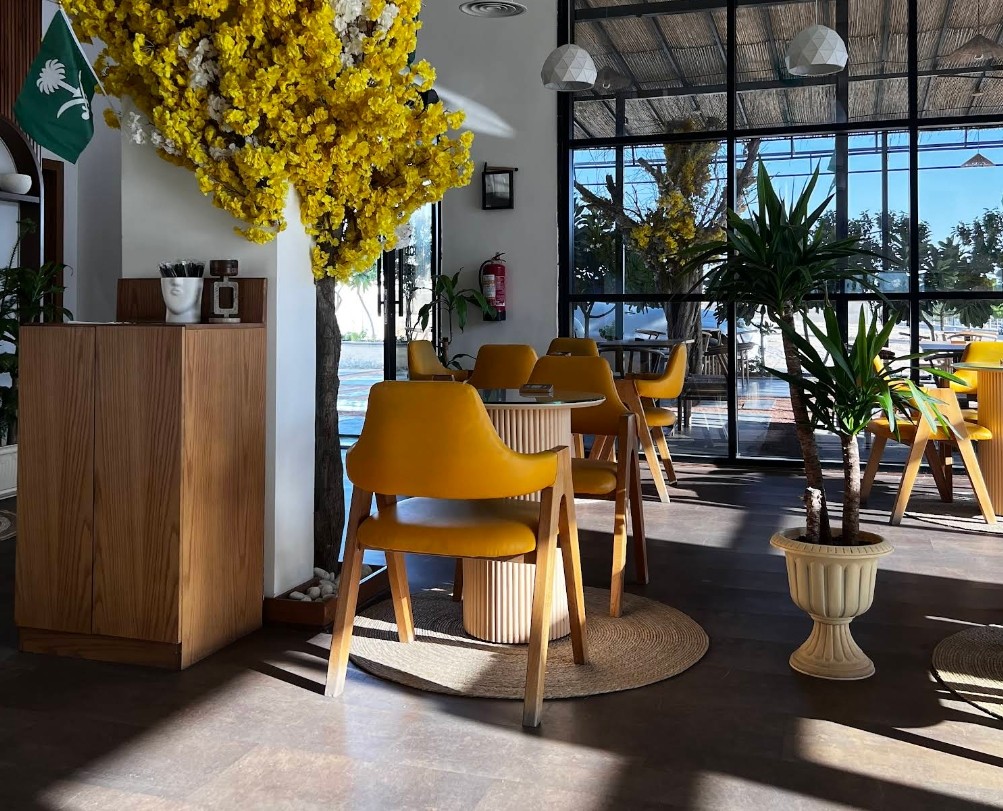 Yellow Coffe Shop Ash Sharqyyah Unayzyeh