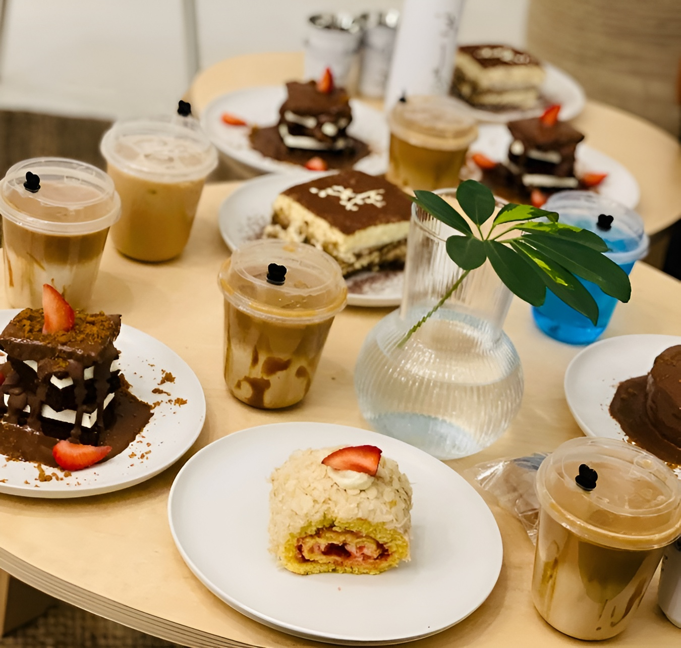Leaves Cafe Al Duwadimi