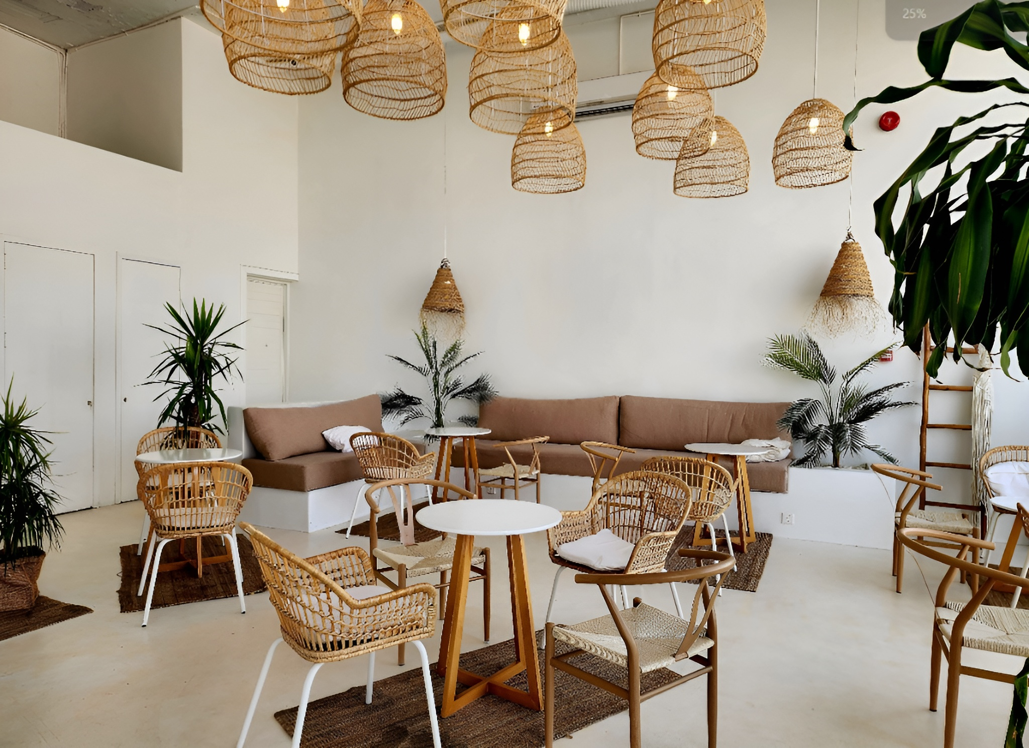 Leaves Cafe Al Duwadimi