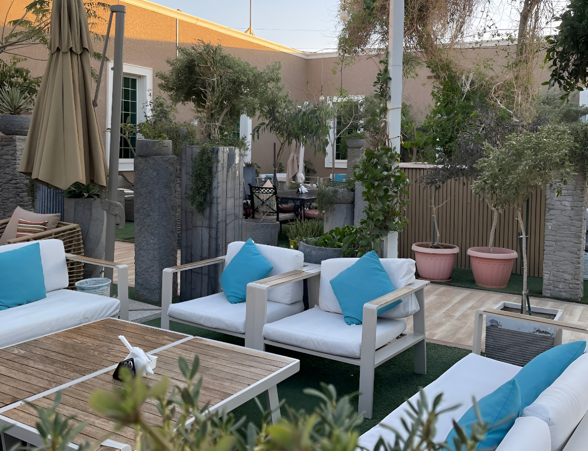 Al Majid Gardens Al Duwadimi Restaurant