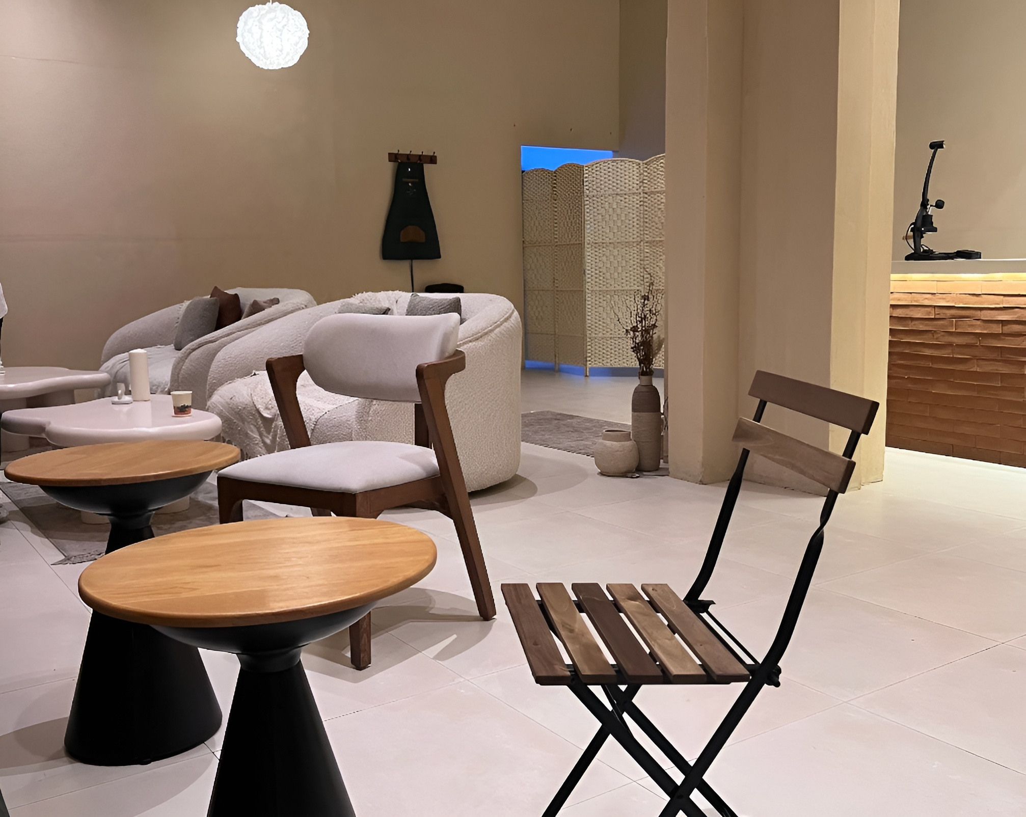 MRU Cafe in Al Wajh