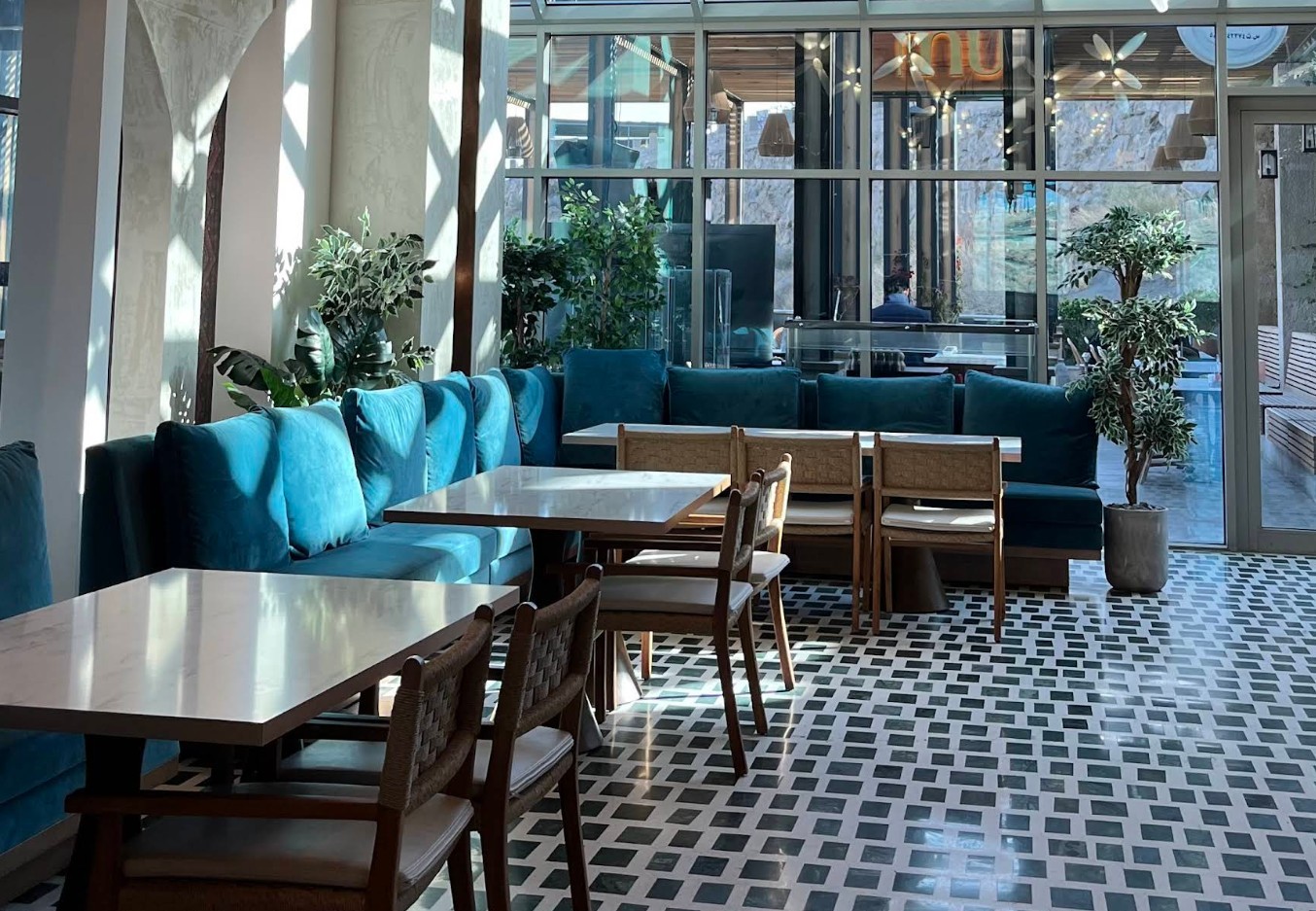Zurana Restaurant King Fahd Rd Abh
