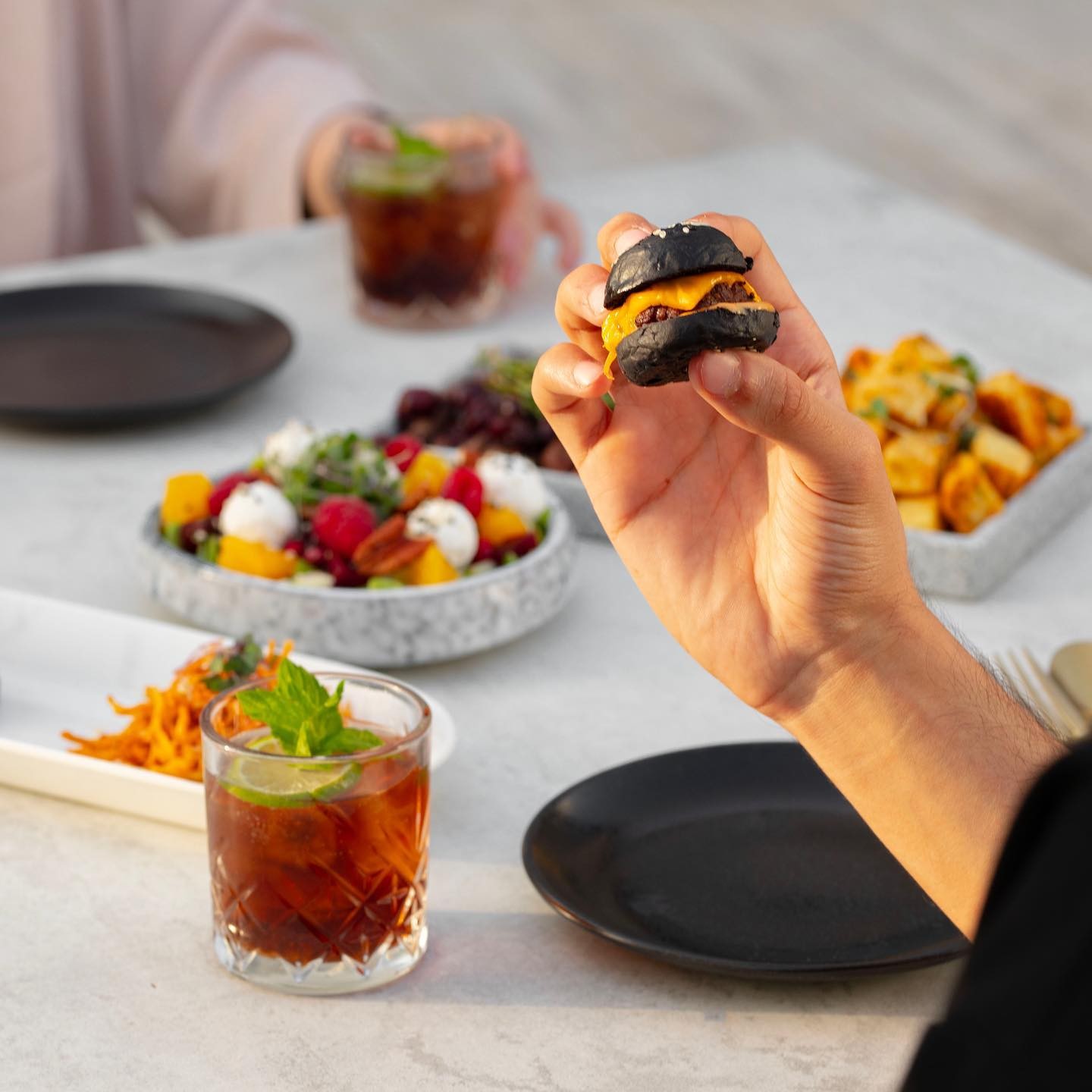 Food & Drinks