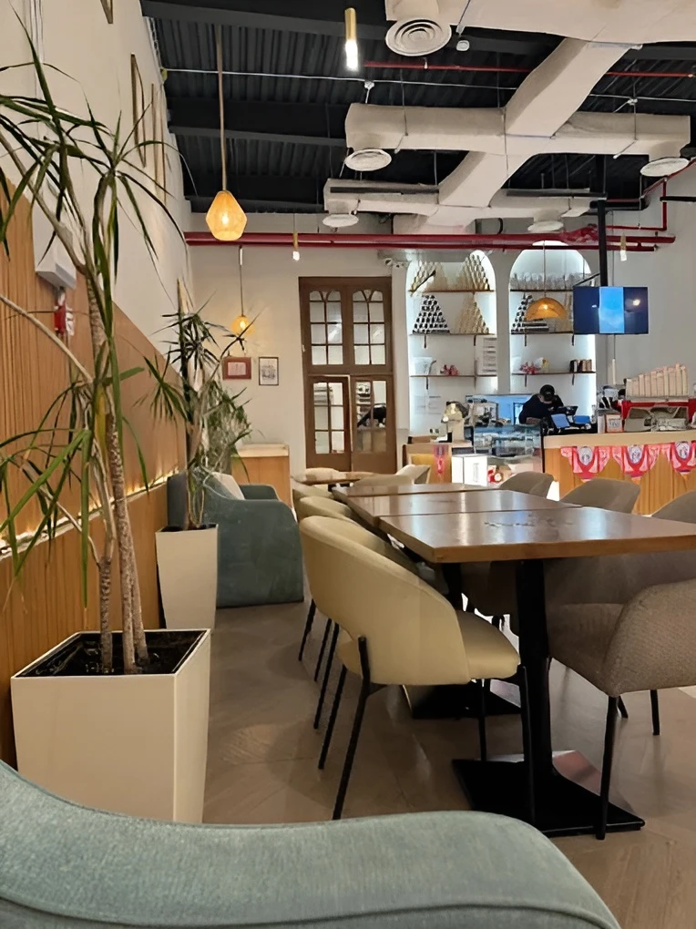 180 Coffee & Brunch Tabuk