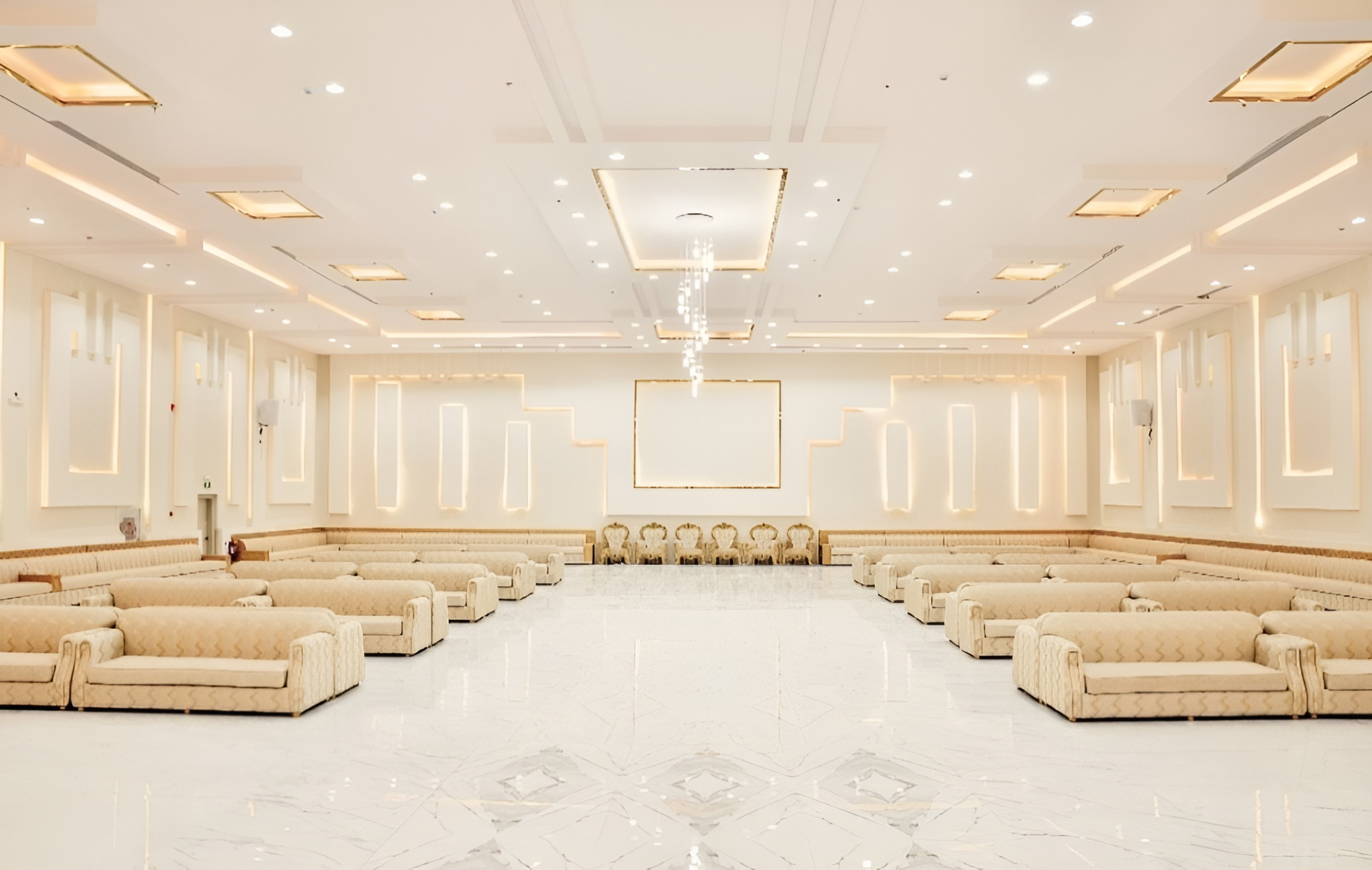 Al Dana Al Bayda (White Pearl) Event Hall Al Hofuf