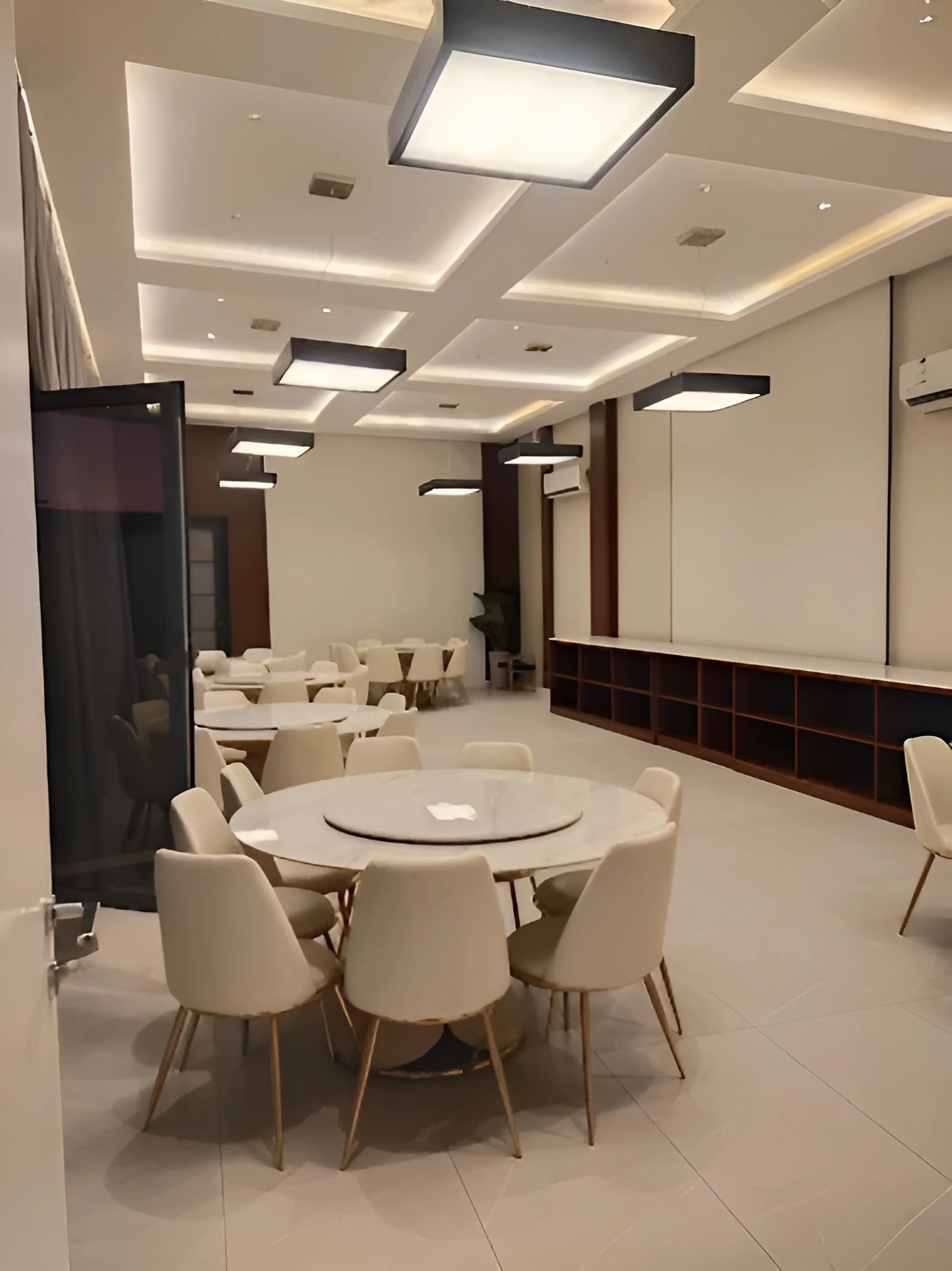 Ravels Chalet & Royal Event Hall, Tabuk