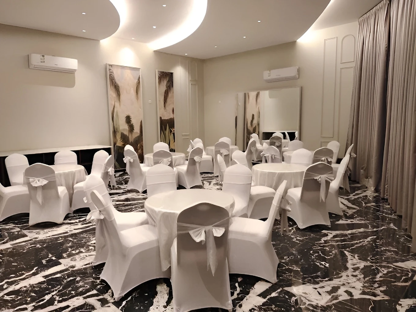 Ravels Chalet & Royal Event Hall, Tabuk