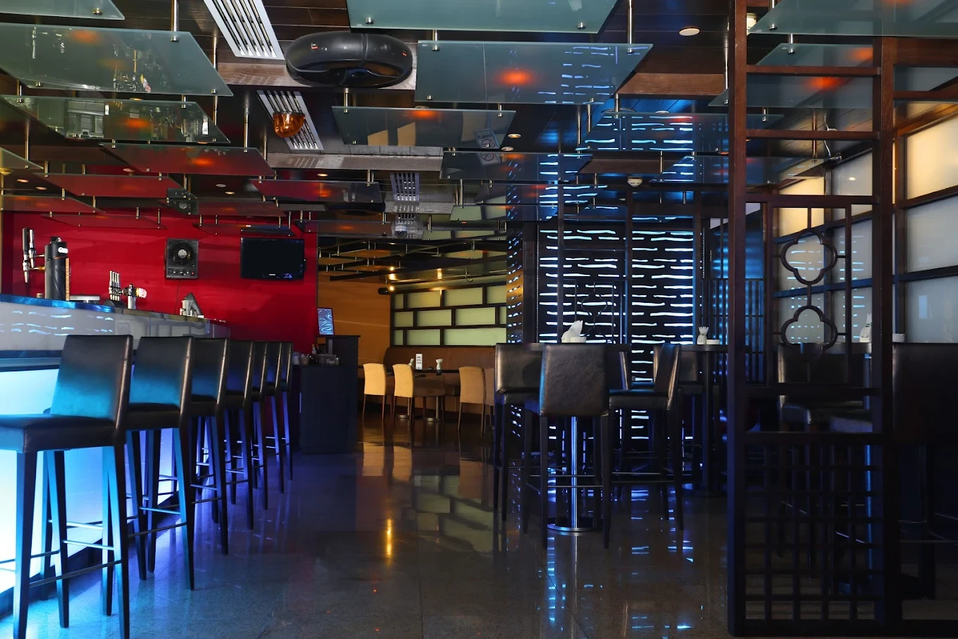 Thirty 1st Bar & Lounge