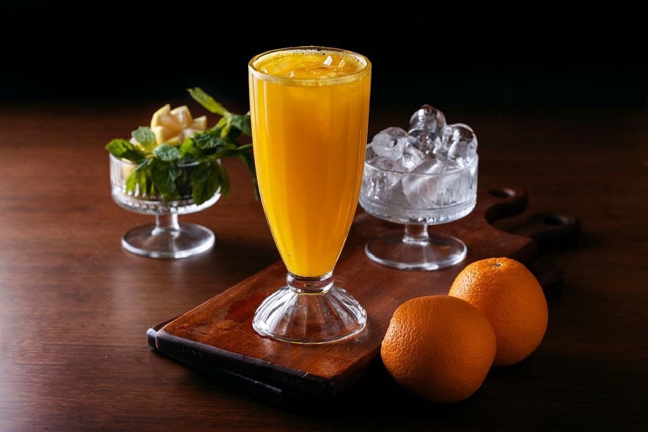 Food & Drinks