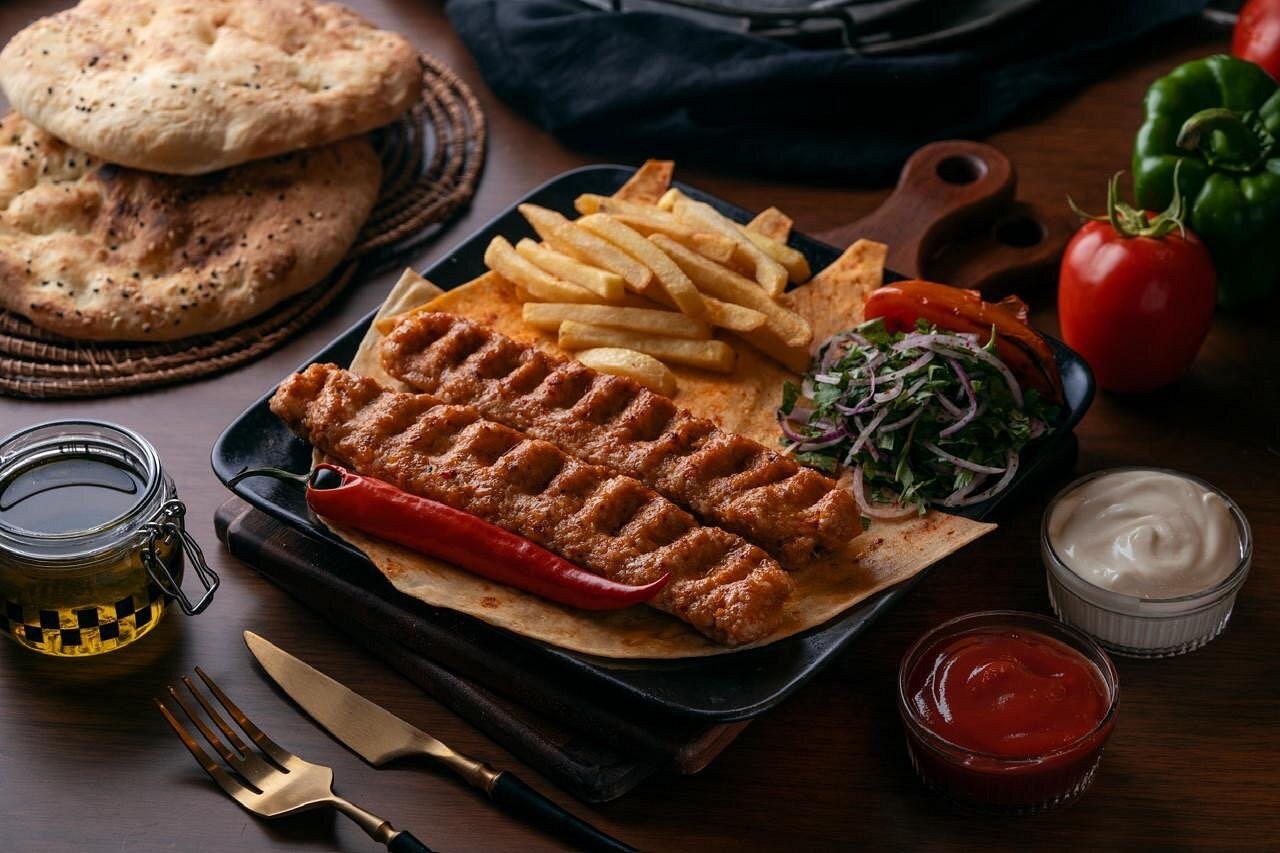 Food & Drinks