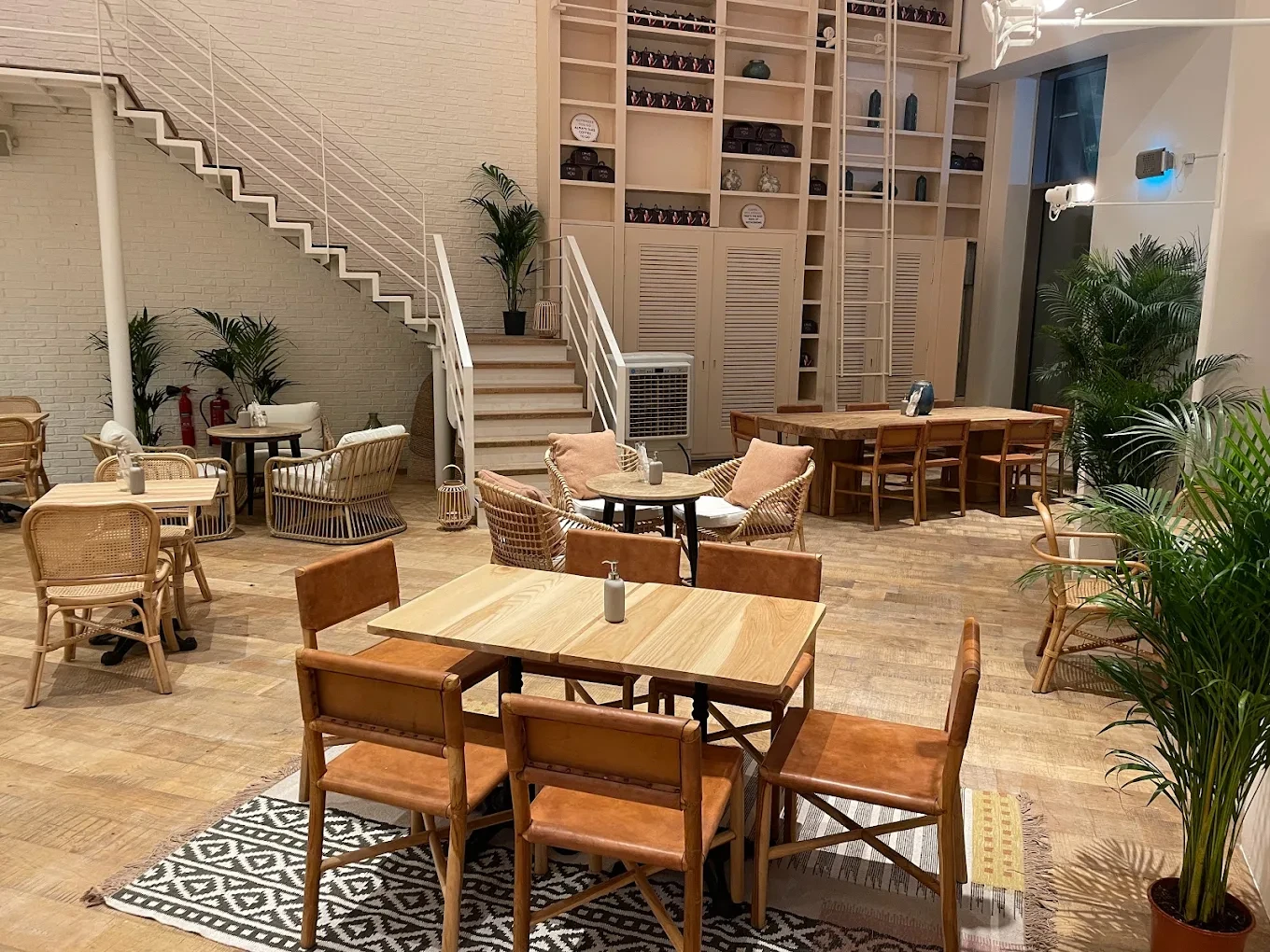 Mondoux The Beach JBR