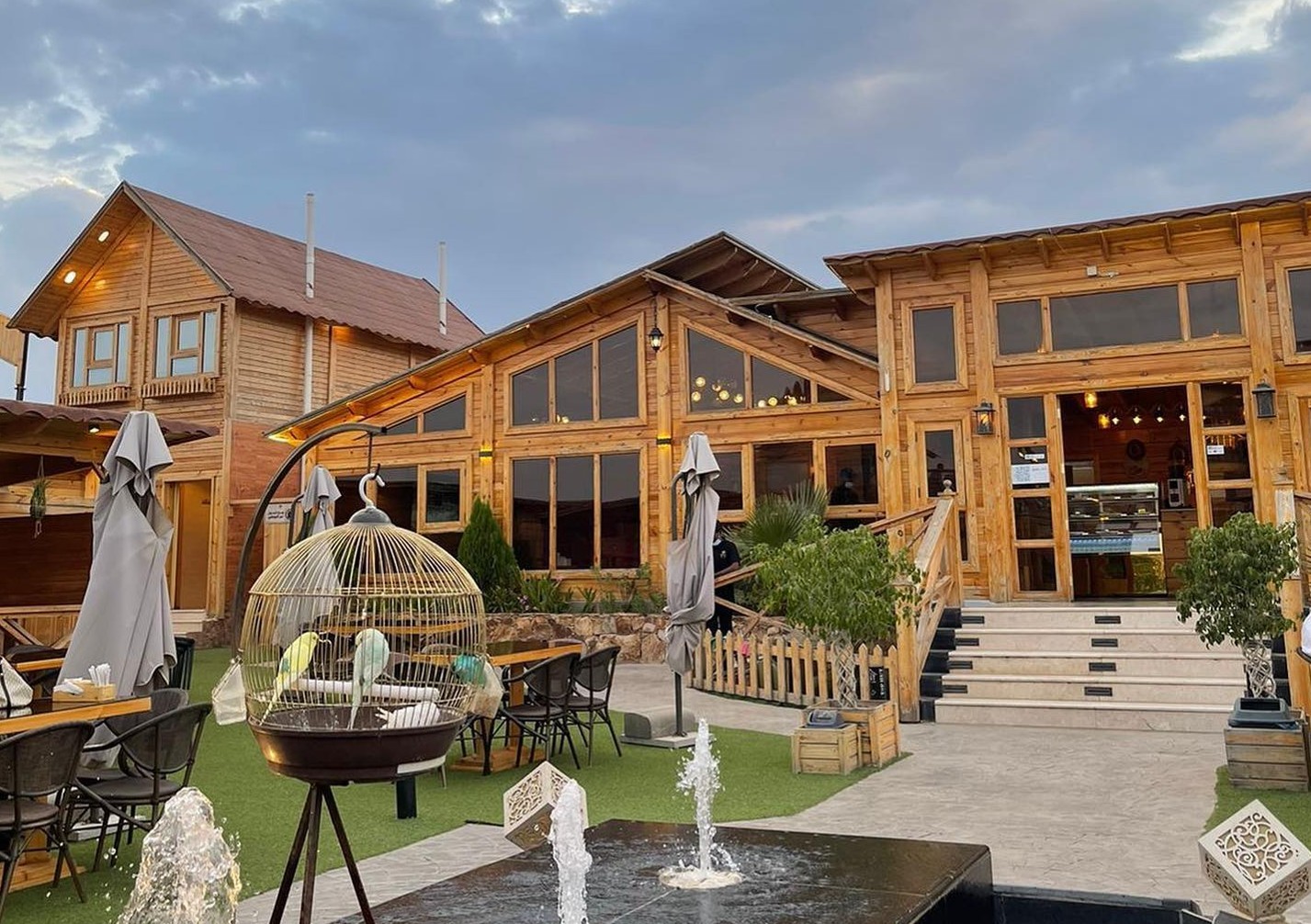 Top Hut Cafe Khamis Mushait