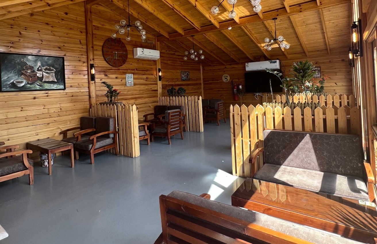 Top Hut Cafe Khamis Mushait