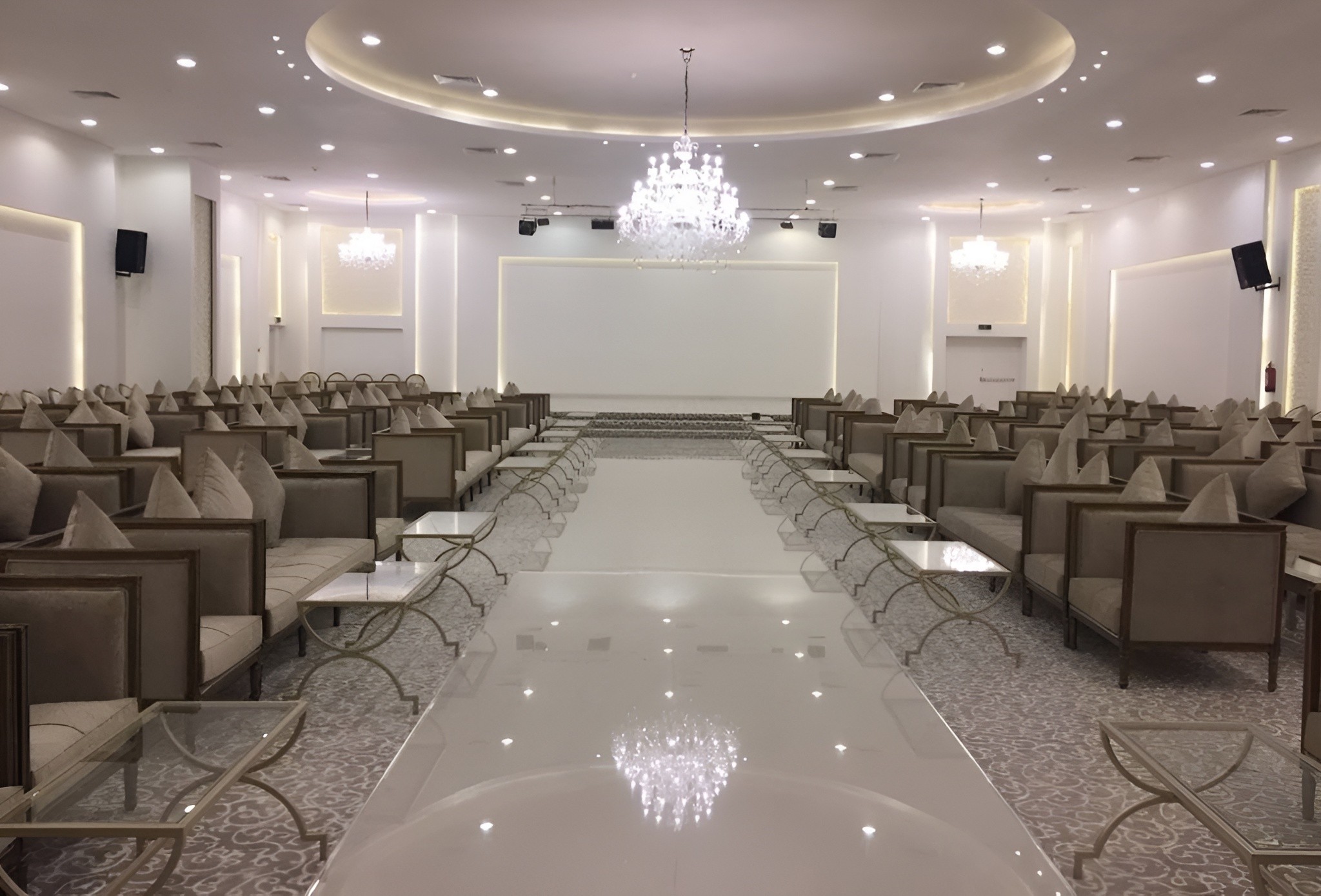 Elite Hall For Celebrations And Conferences In Banquet Hall Unayzah