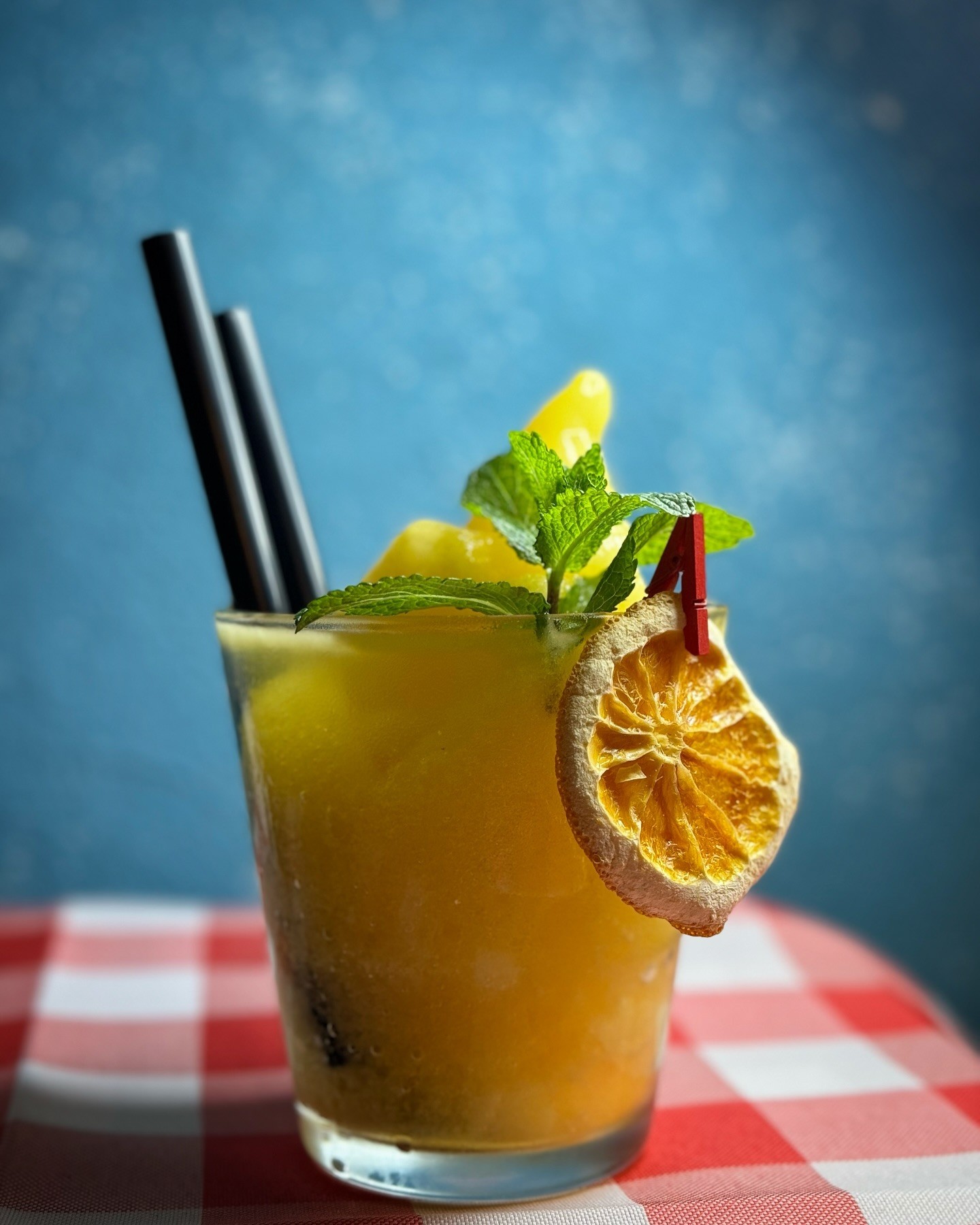 Food & Drinks