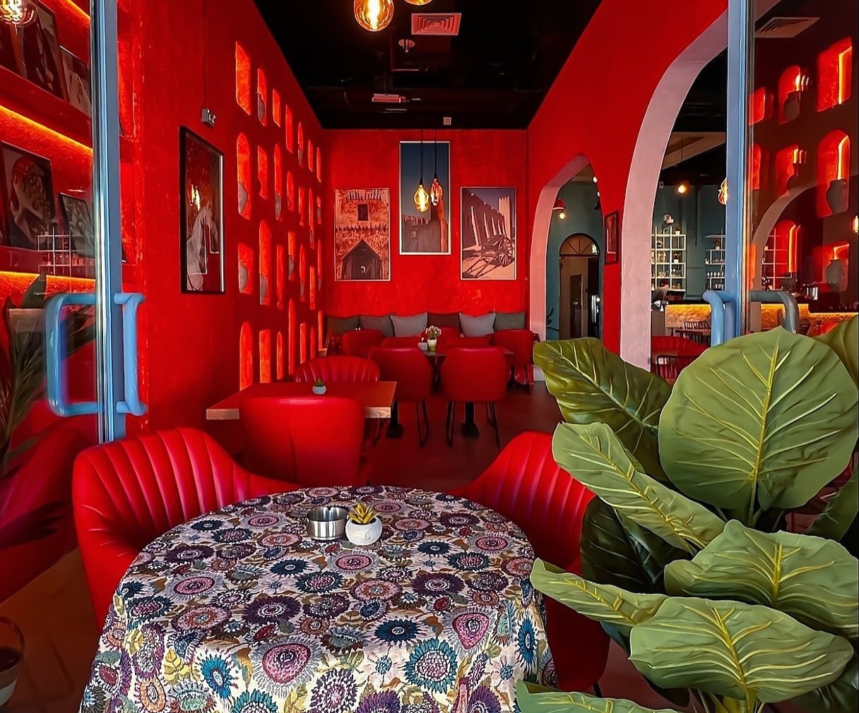 Old Cafe Ibn Malik Doha