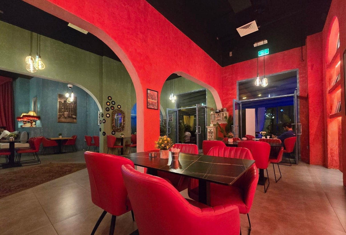 Old Cafe Ibn Malik Doha