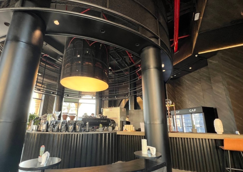 Caf The Pearl