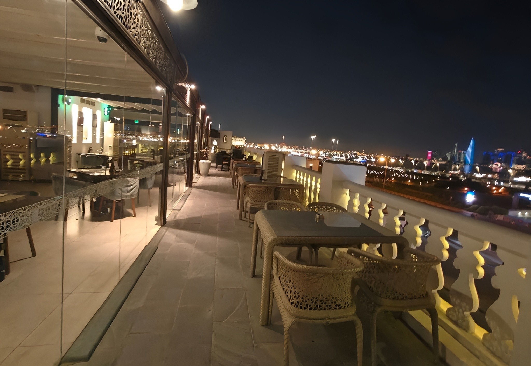 Al Shurfa Arabic Lounge