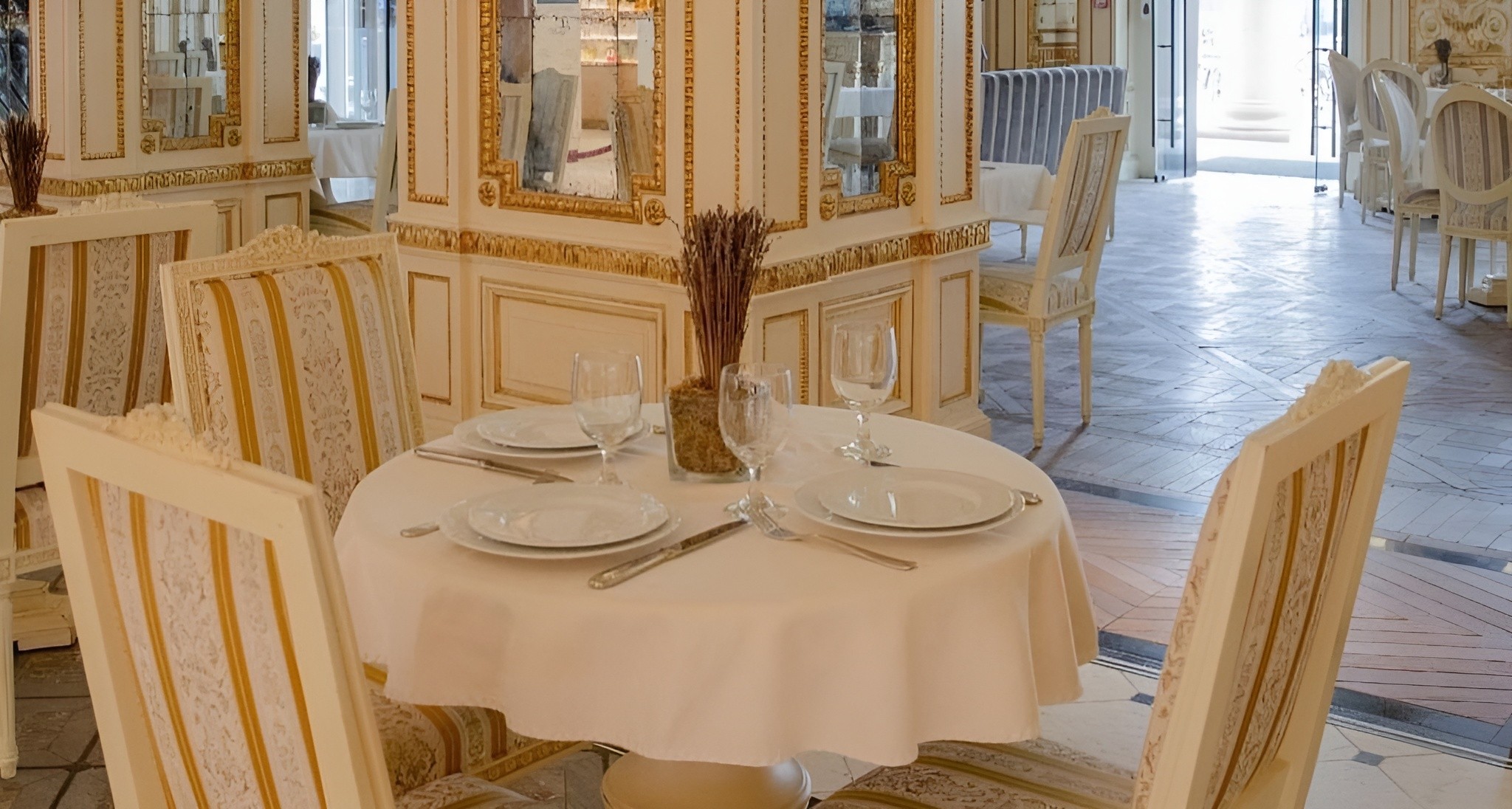 Café Pouchkine Qatar