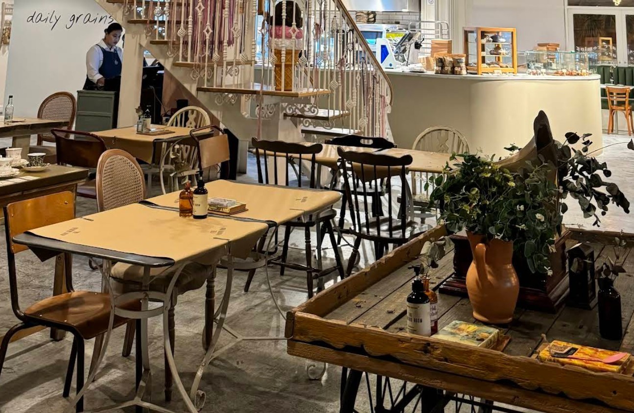 The Drawing Room Cafe