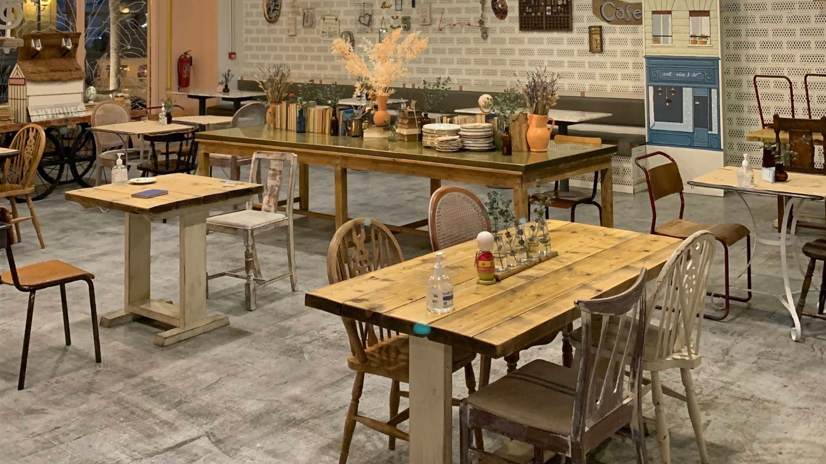 The Drawing Room Cafe