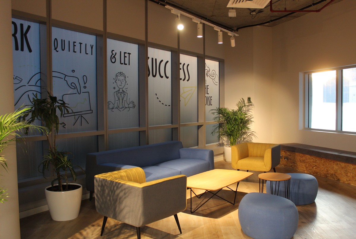Workaholics Qatar