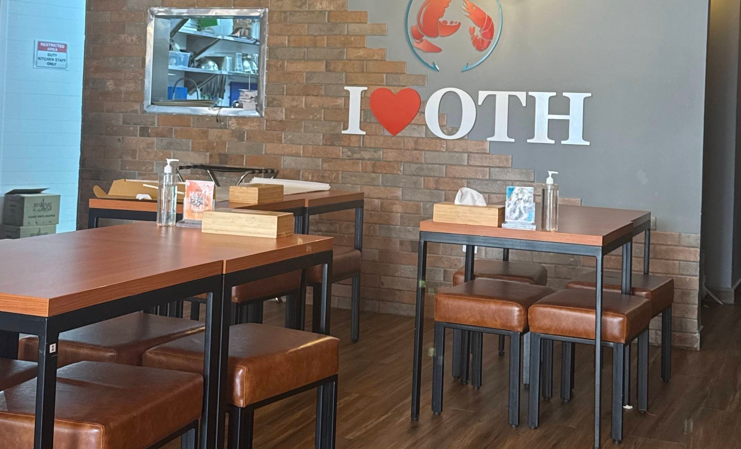 Off the Hook Seafood Restaurant B ring Road Al Muntazah Area Doha