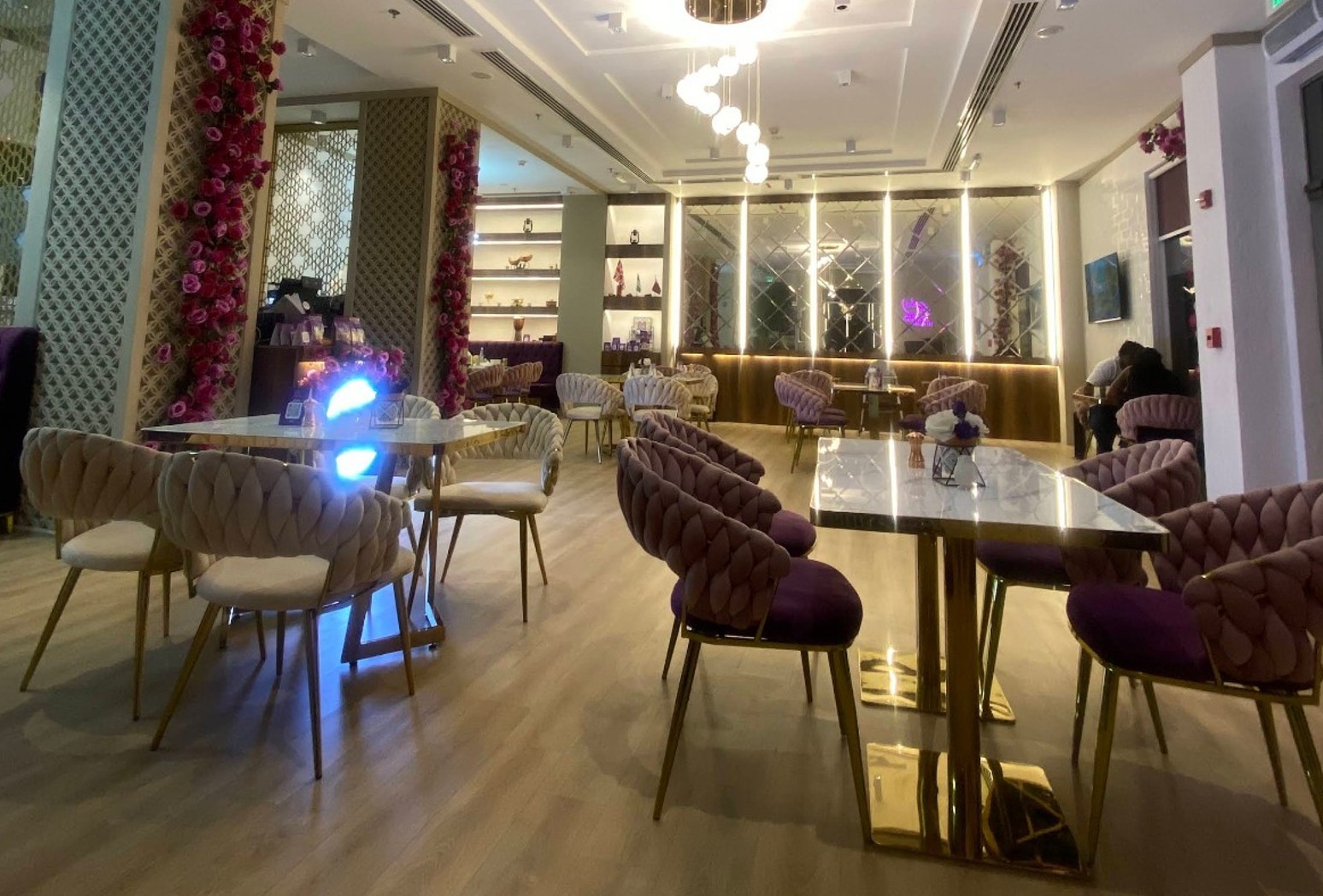 Bekes Nigerian Restaurant Pearl Qatar