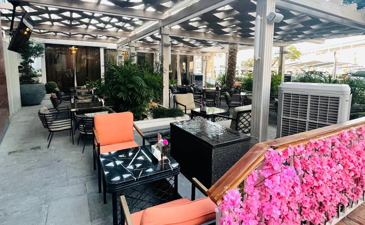 Maia Lounge Mall Of Qatar