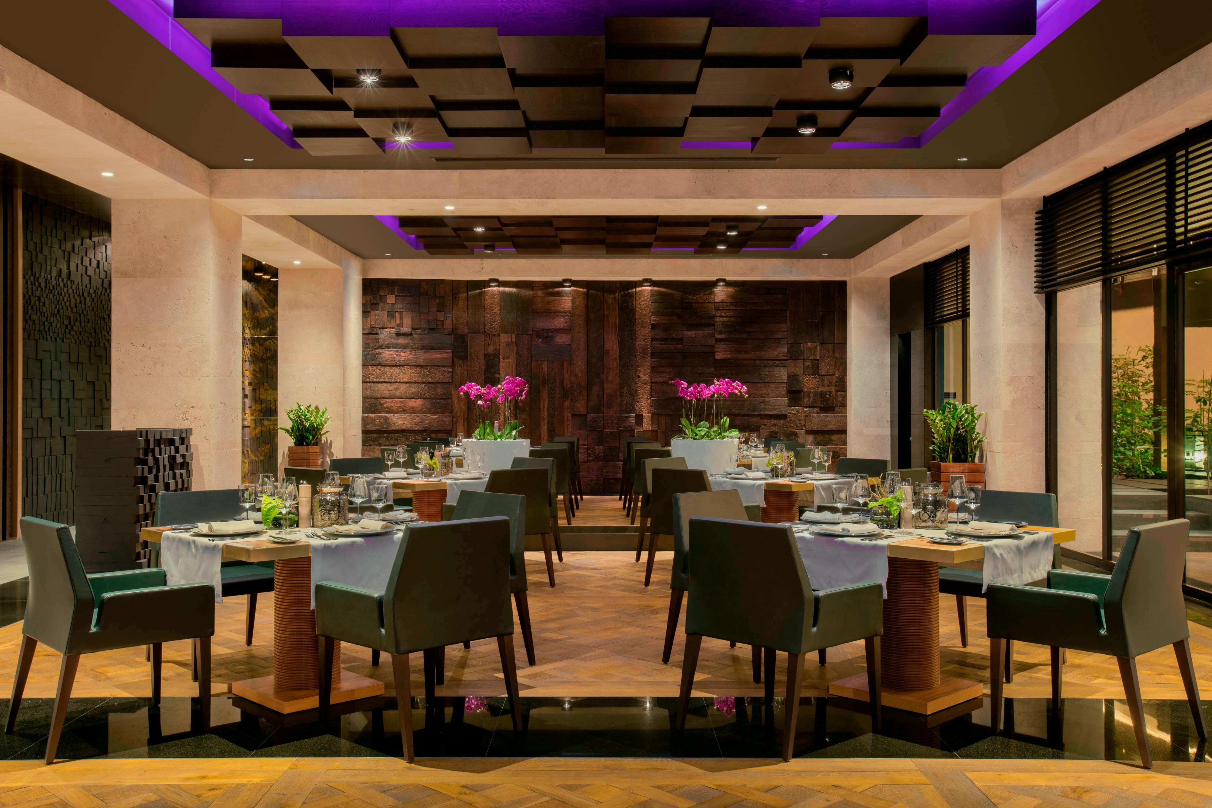 Hunters Room And Grill Doha