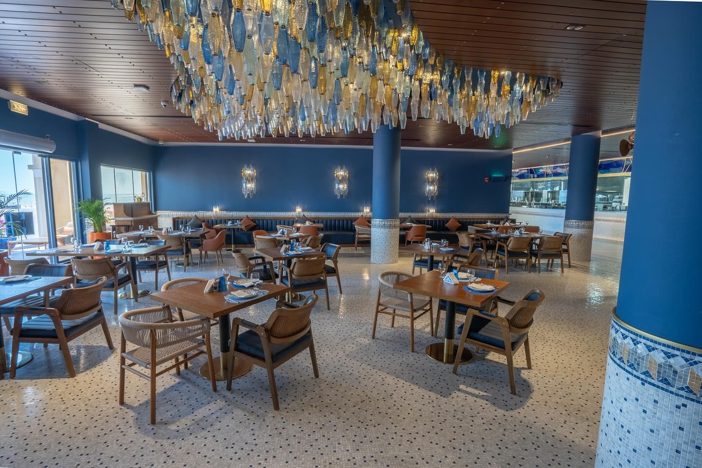L'wzaar Sea Food Restaurant Doha