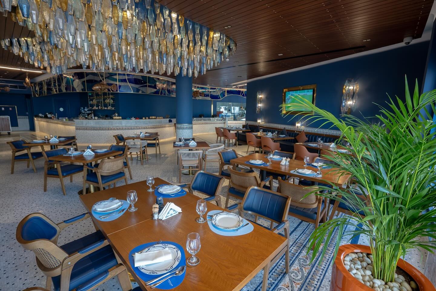 L'wzaar Sea Food Restaurant Doha