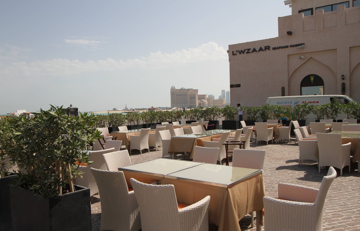 L'wzaar Sea Food Restaurant Doha