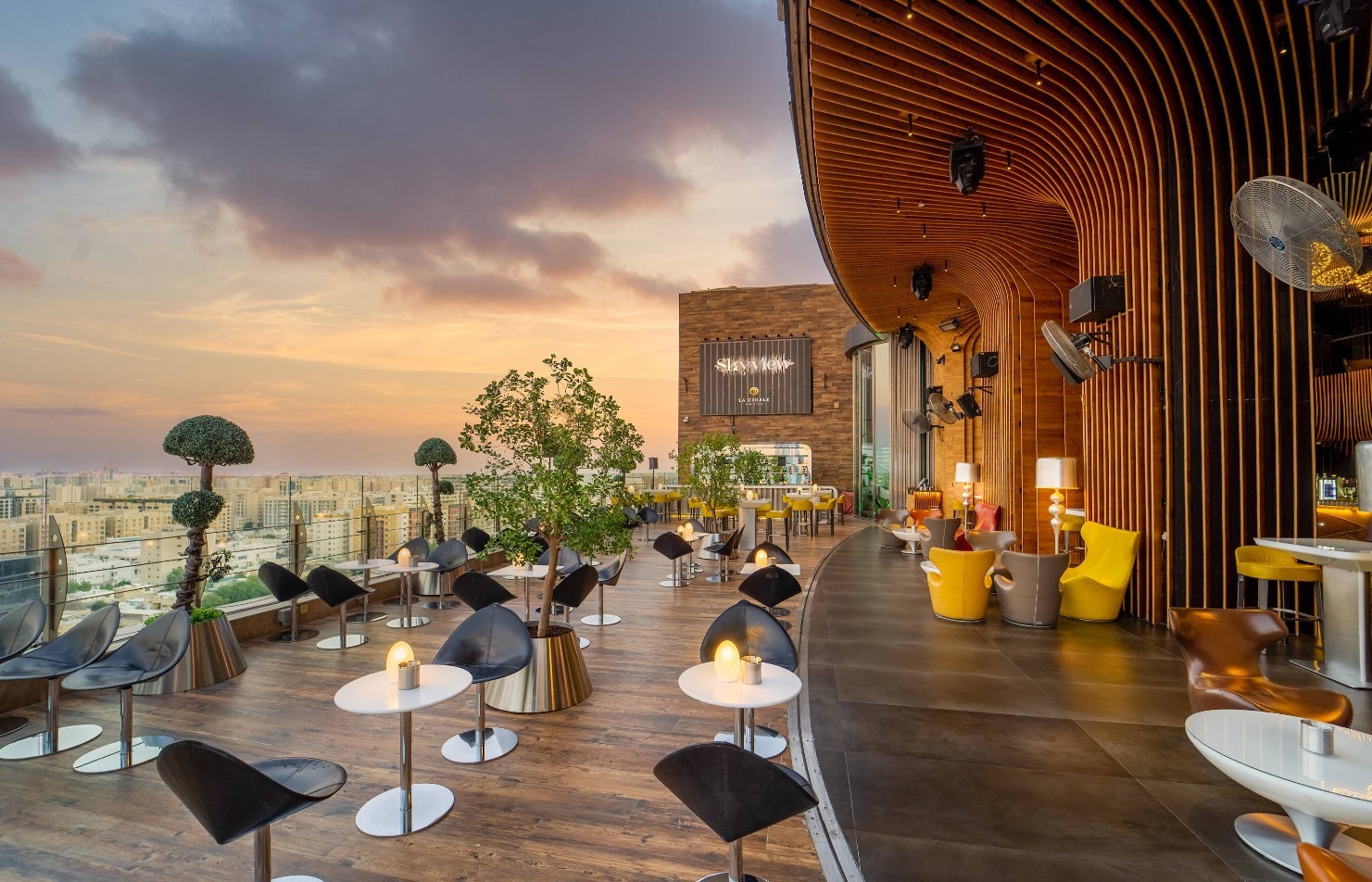 Sky View La Cigale Hotel