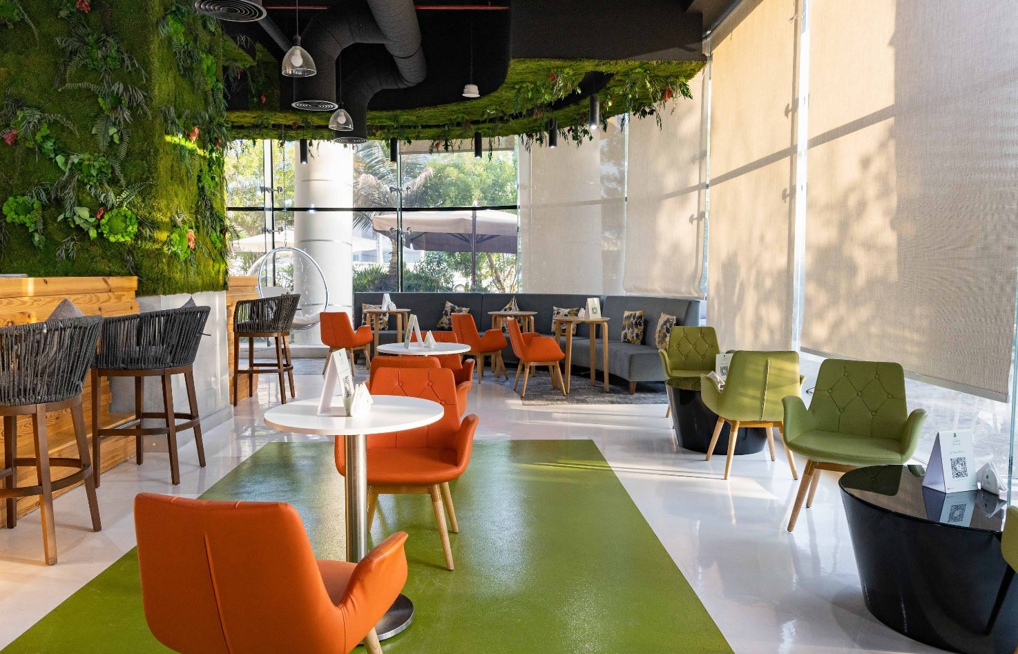 Nutree Restaurant And Cafe