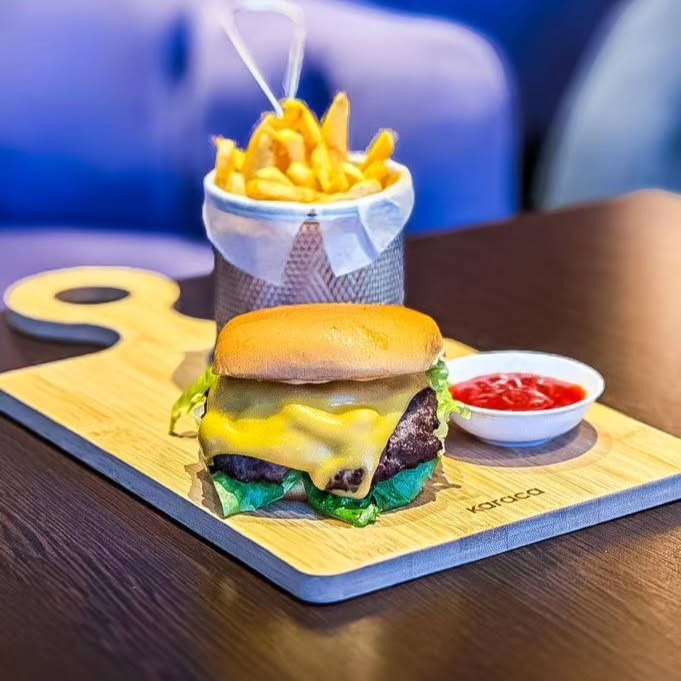 the Lilos Lounge Lusail