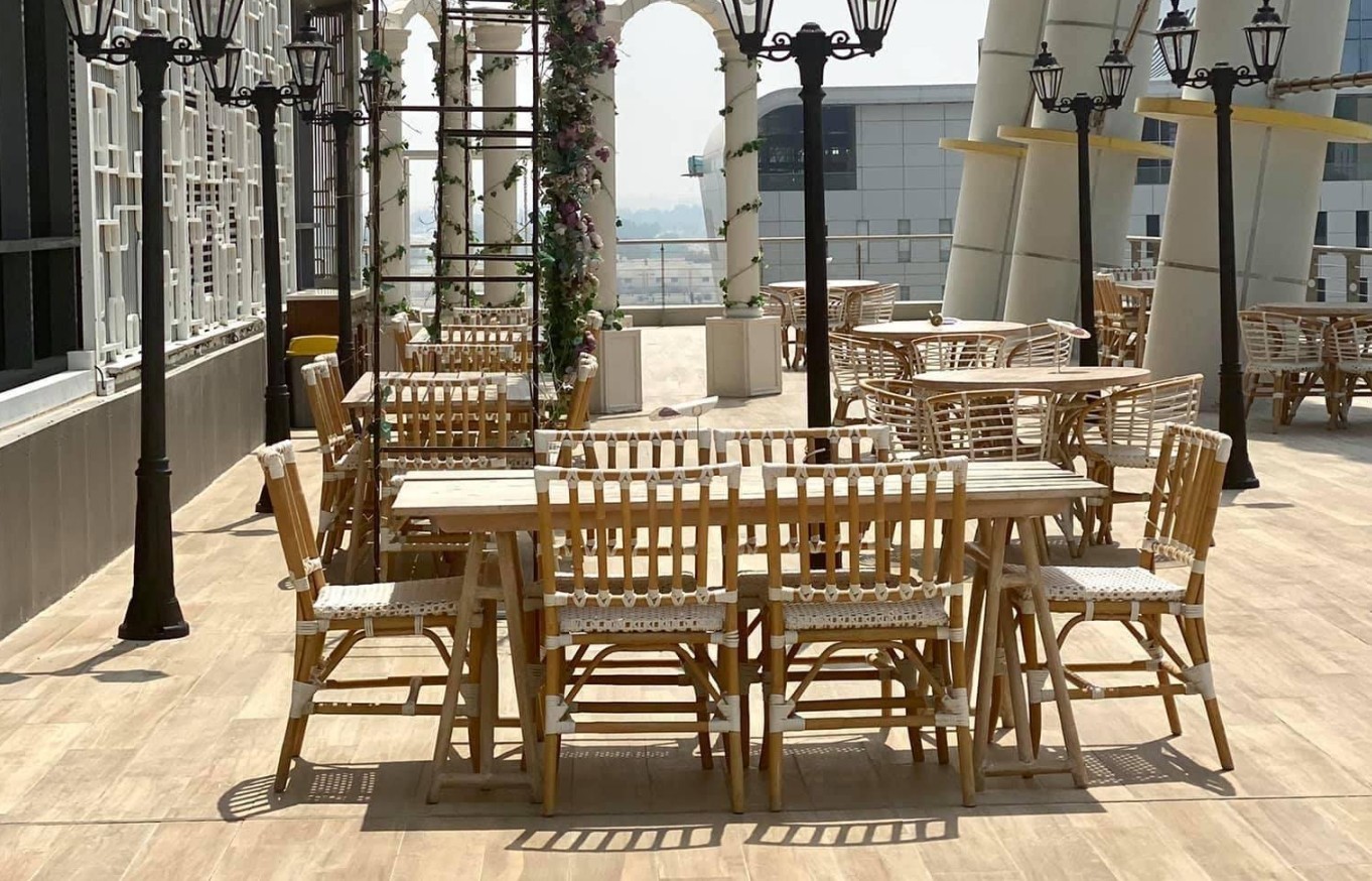 Laura Cafe Lusail