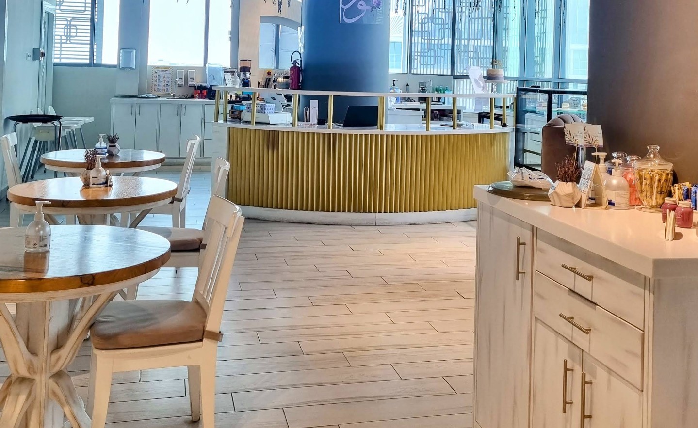 Laura Cafe Lusail