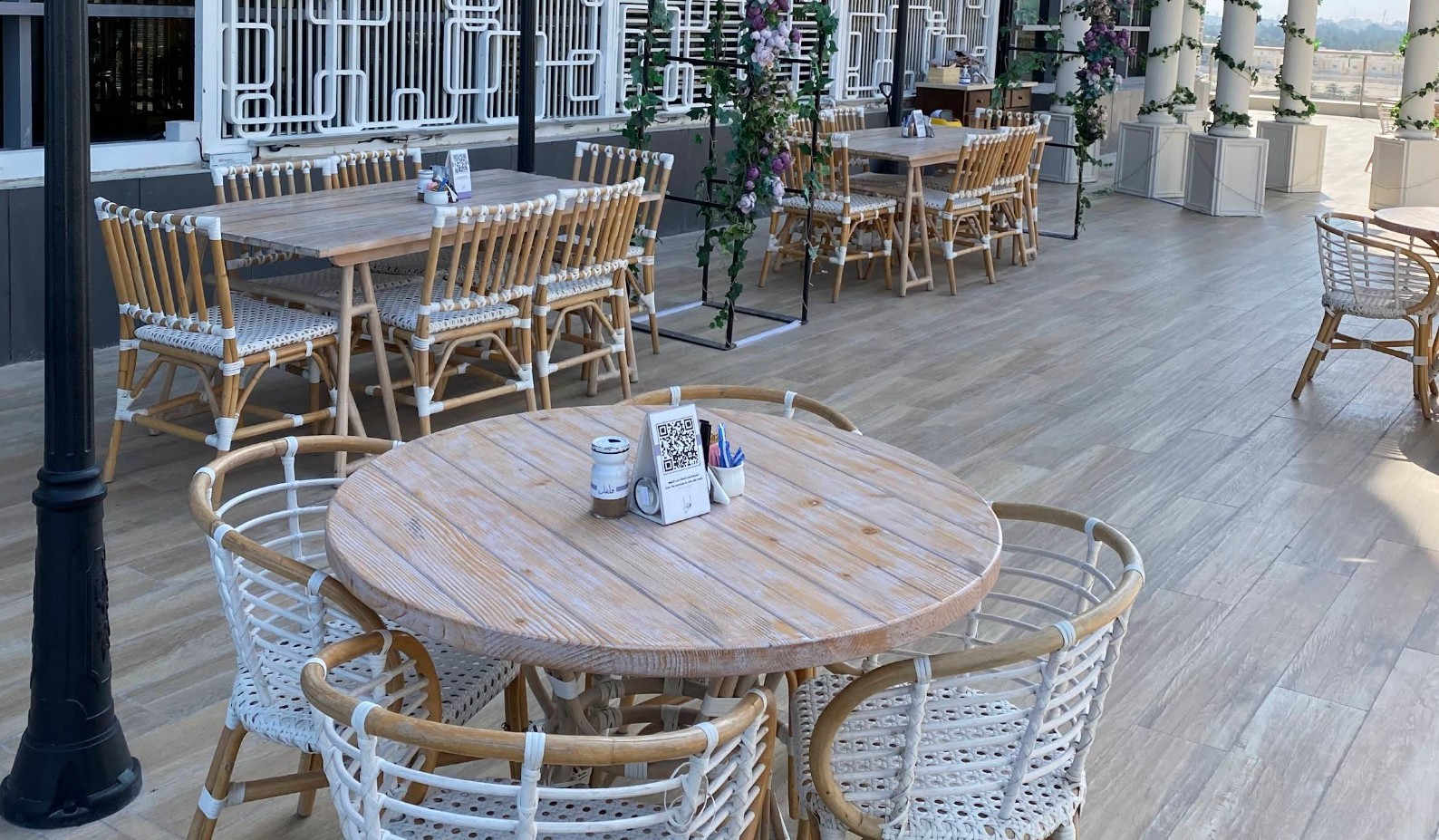 Laura Cafe Lusail
