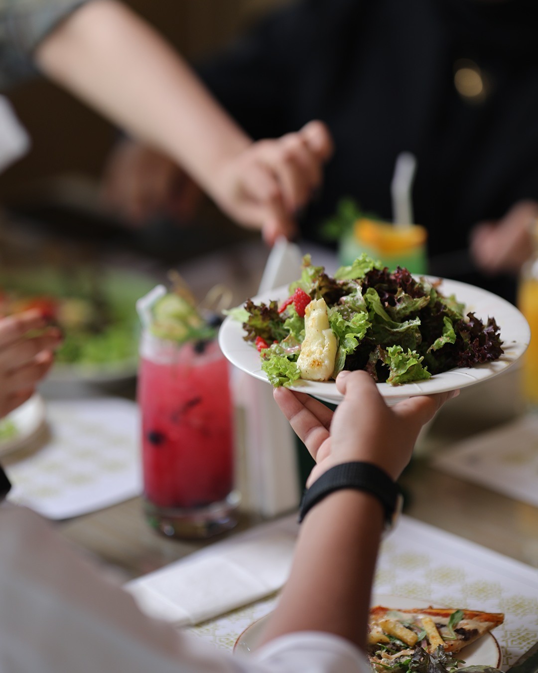 Food & Drinks