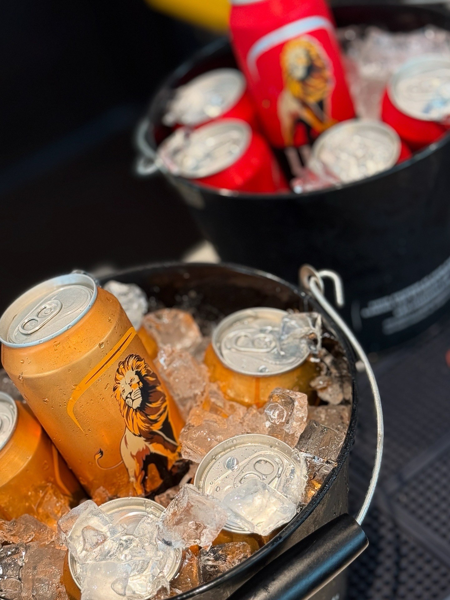 Food & Drinks