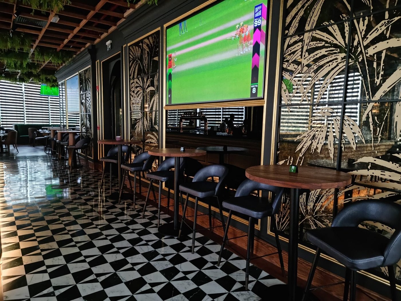 Bar