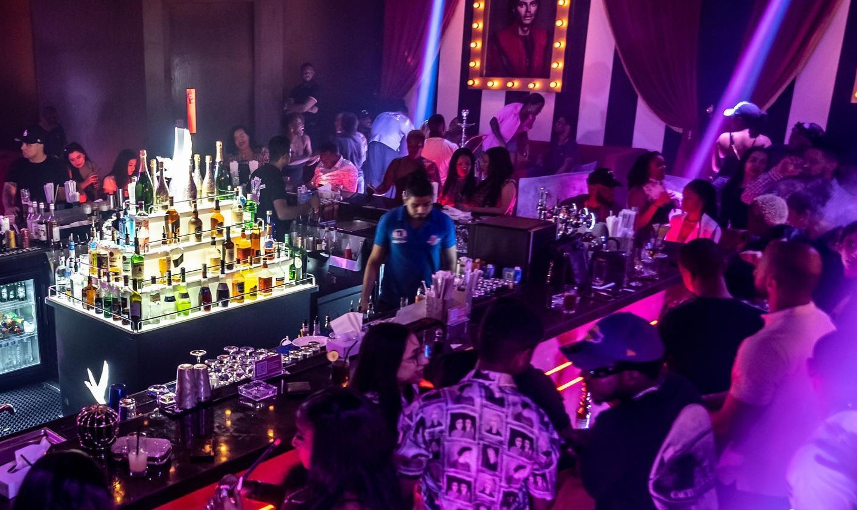 Retro Lounge Bahrain