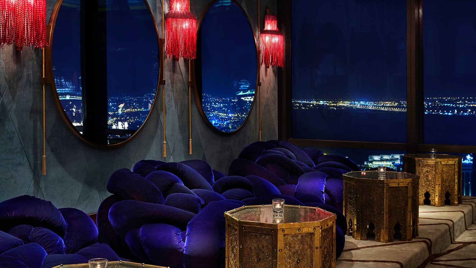 Blue Moon Lounge By Wolfgang Puck