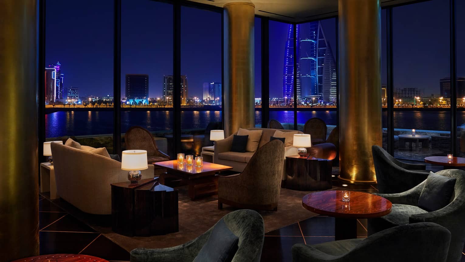 Blue Moon Lounge By Wolfgang Puck